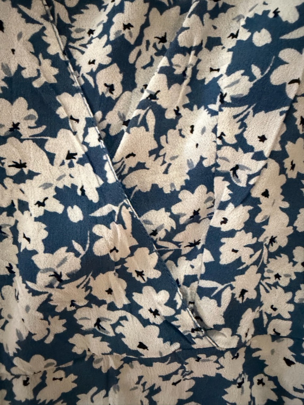 Mango Blue White Floral Wrap Romper Puff Sleeve Faux Wrap Dress XS - Picture 4 of 5
